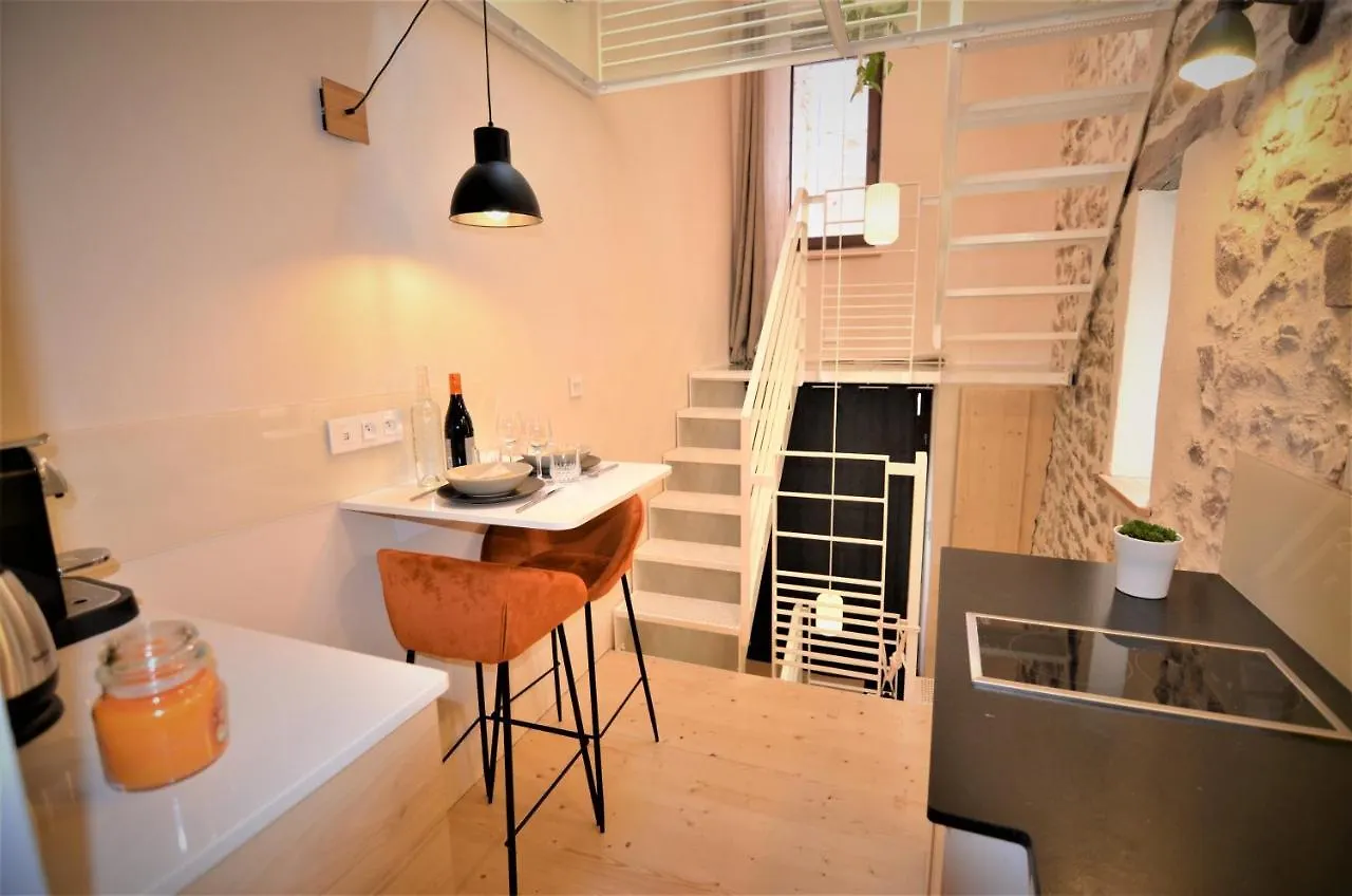 Au Vingtain - Appartement & Spa Atypique Brindas Apartment